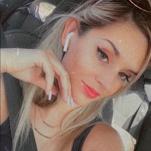 Meet your Posher, Jackie clark